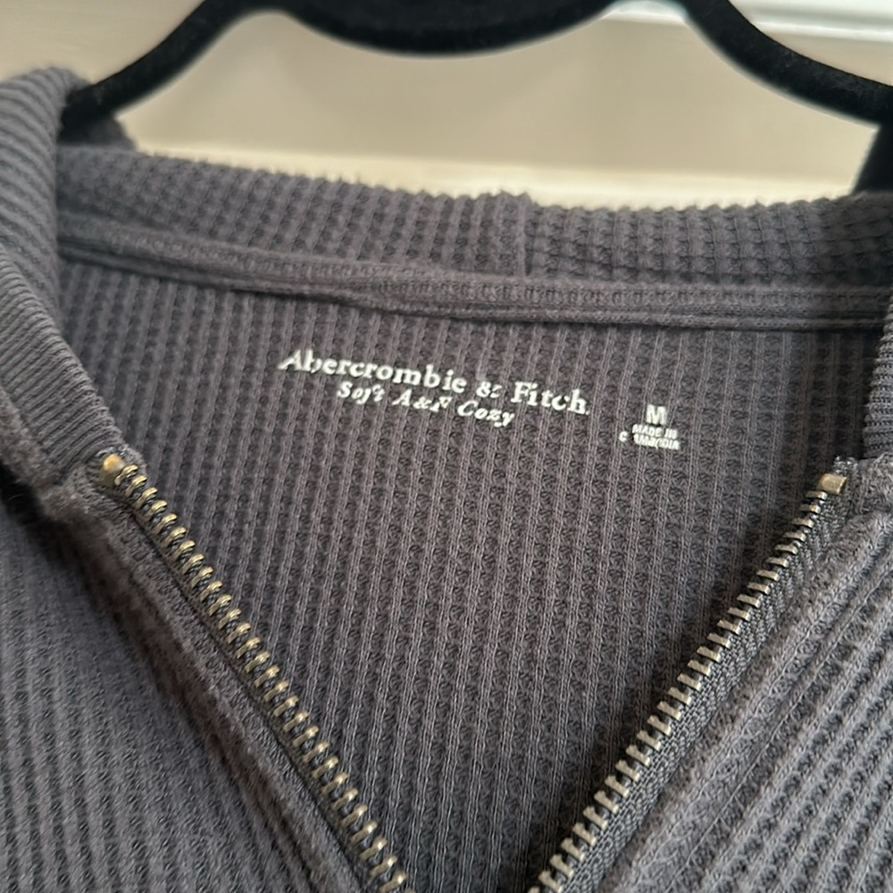 Soft A&F Cozy Waffle Zip Up - Picture 4 of 5